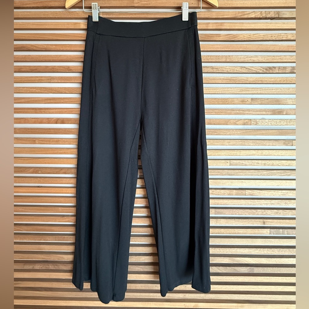 Chic Black Women's Wide-Leg Trousers